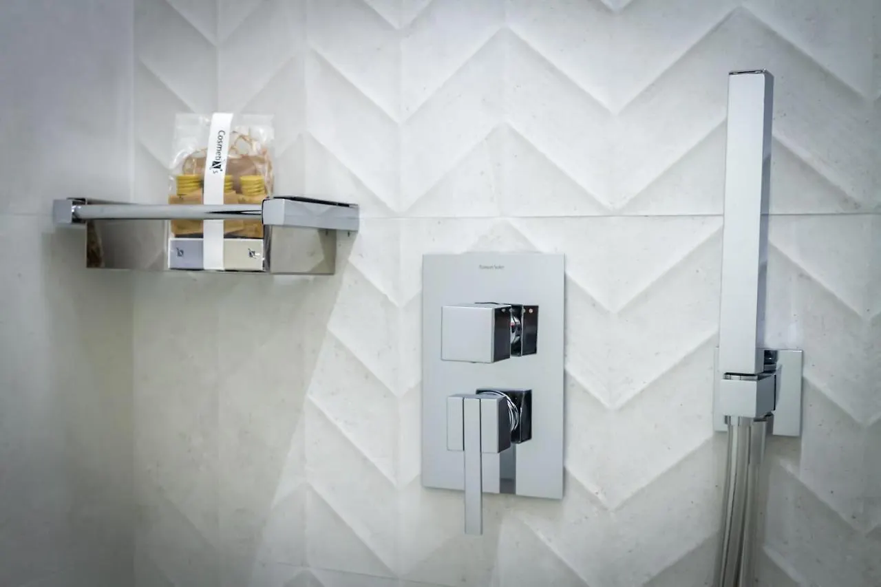 Marbella Banus Suites - Bird Of Paradise Playas Del Duque Banus Suite Apartment 0*,  ספרד