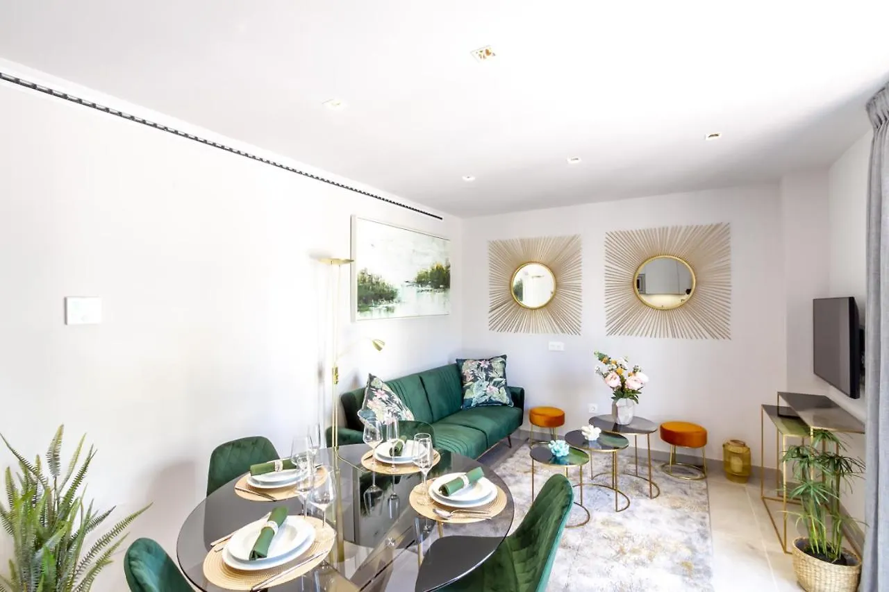 Marbella Banus Suites - Bird Of Paradise Playas Del Duque Banus Suite Apartment