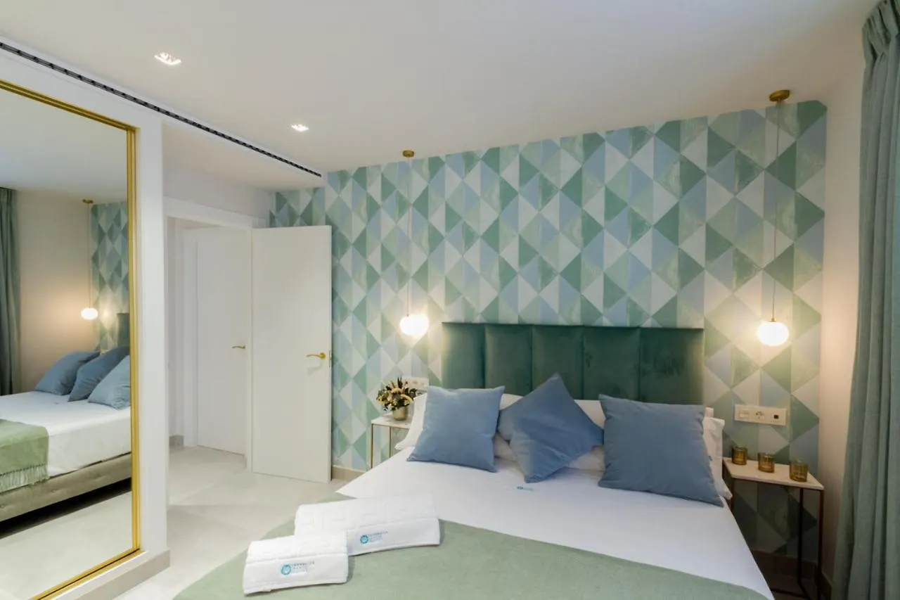 Marbella Banus Suites - Bird Of Paradise Playas Del Duque Banus Suite Apartment
