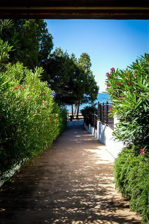 Marbella Banus Suites - Bird Of Paradise Playas Del Duque Banus Suite Apartment