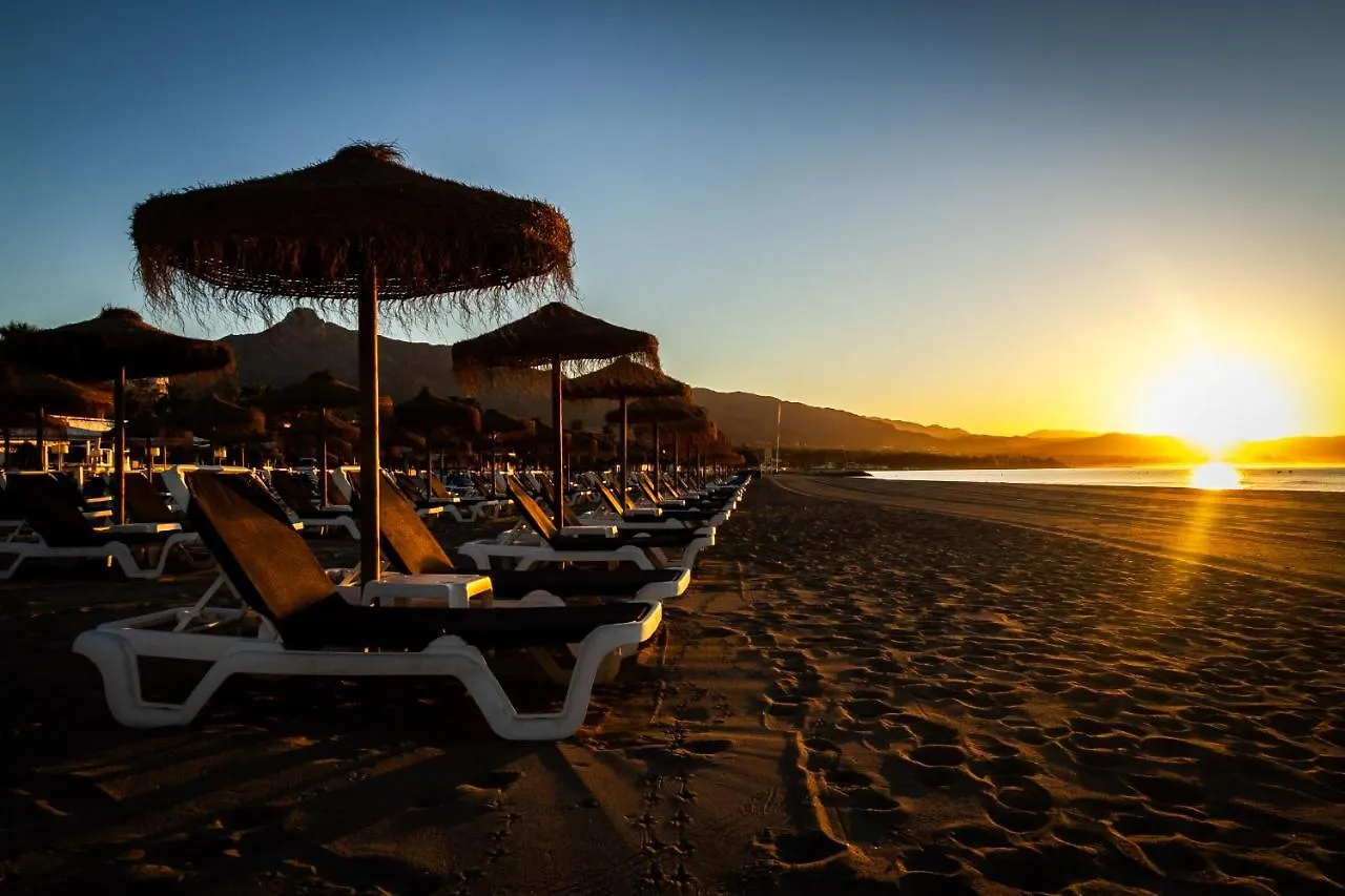 Marbella Banus Suites - Bird Of Paradise Playas Del Duque Banus Suite Apartment