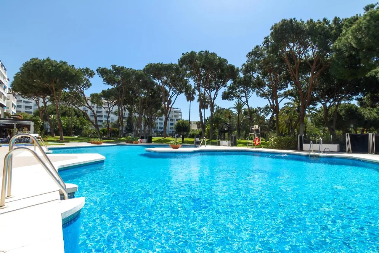 Marbella Banus Suites - Bird Of Paradise Playas Del Duque Banus Suite Apartment